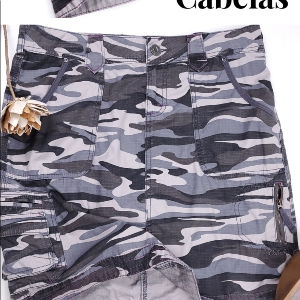 New Cabelas Gray Black Camo Skirt Size 6